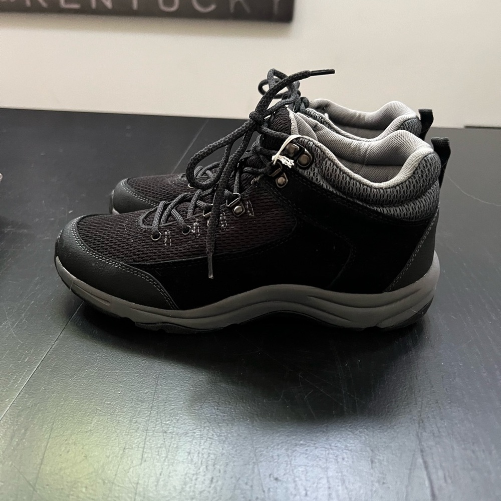 Vionic Black and Gray Women's Ankle Hiking Booties